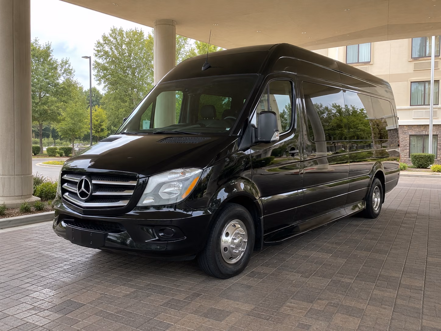 find the perfect transportation for your next wedding 5