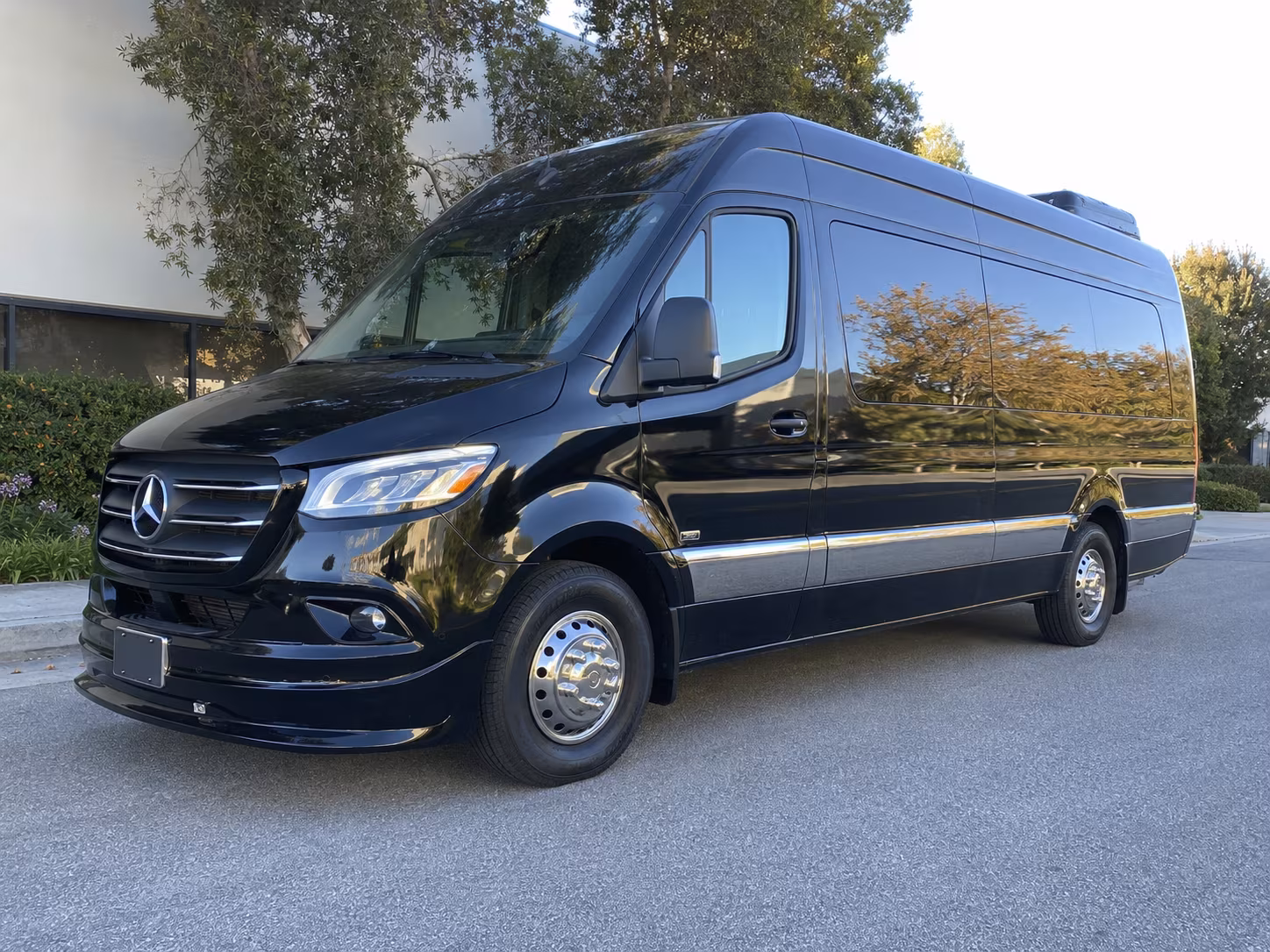 lubbock 20 passenger sprinter van
