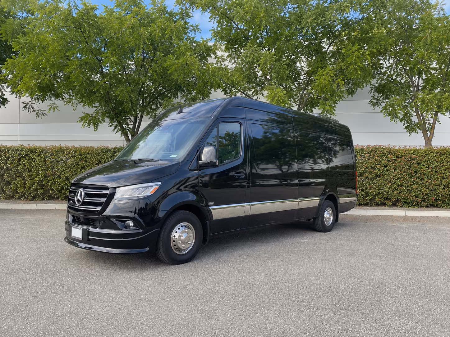 lubbock 8 passenger sprinter van